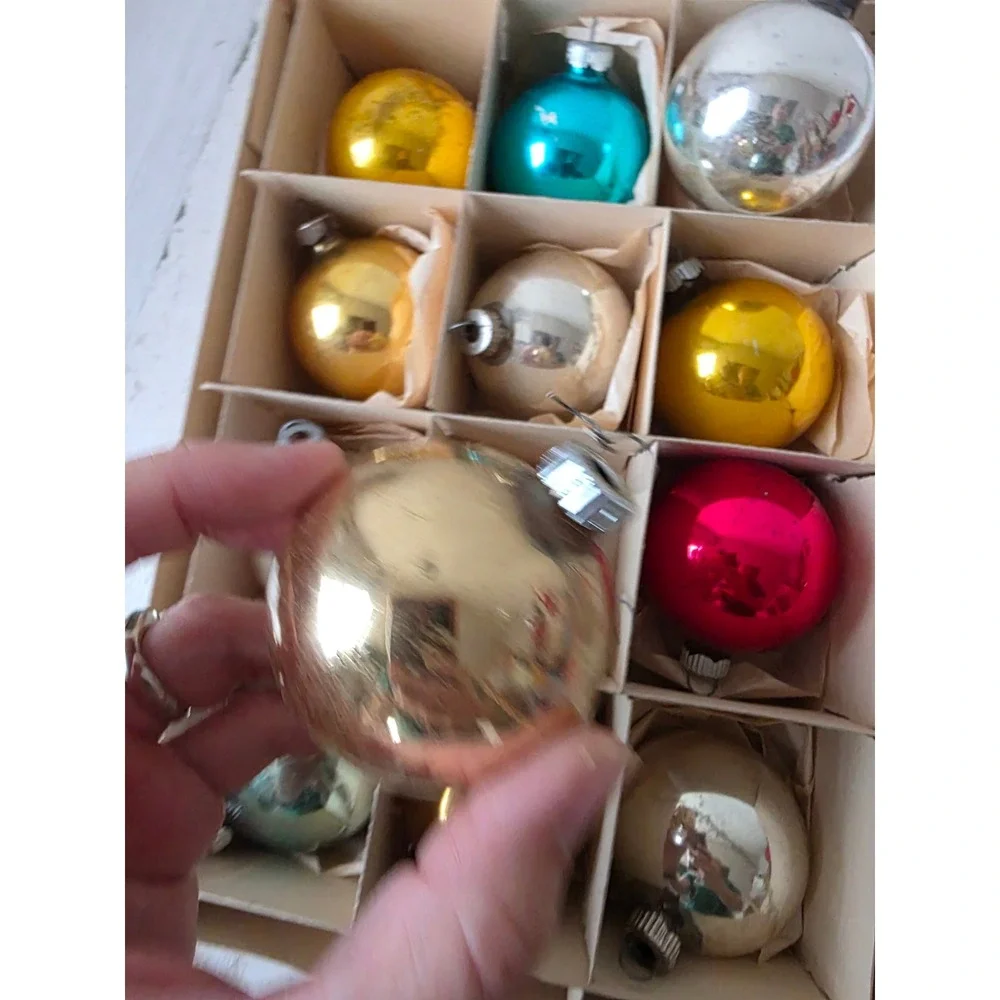 Vintage shiny Brite ball ornament green red gold silver set box Santa Land Xmas